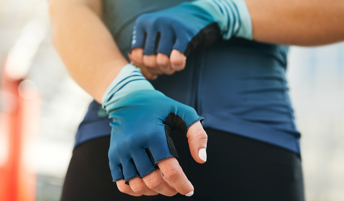 Do Triathletes Wear Cycling Gloves? Triathlon Training is Fun